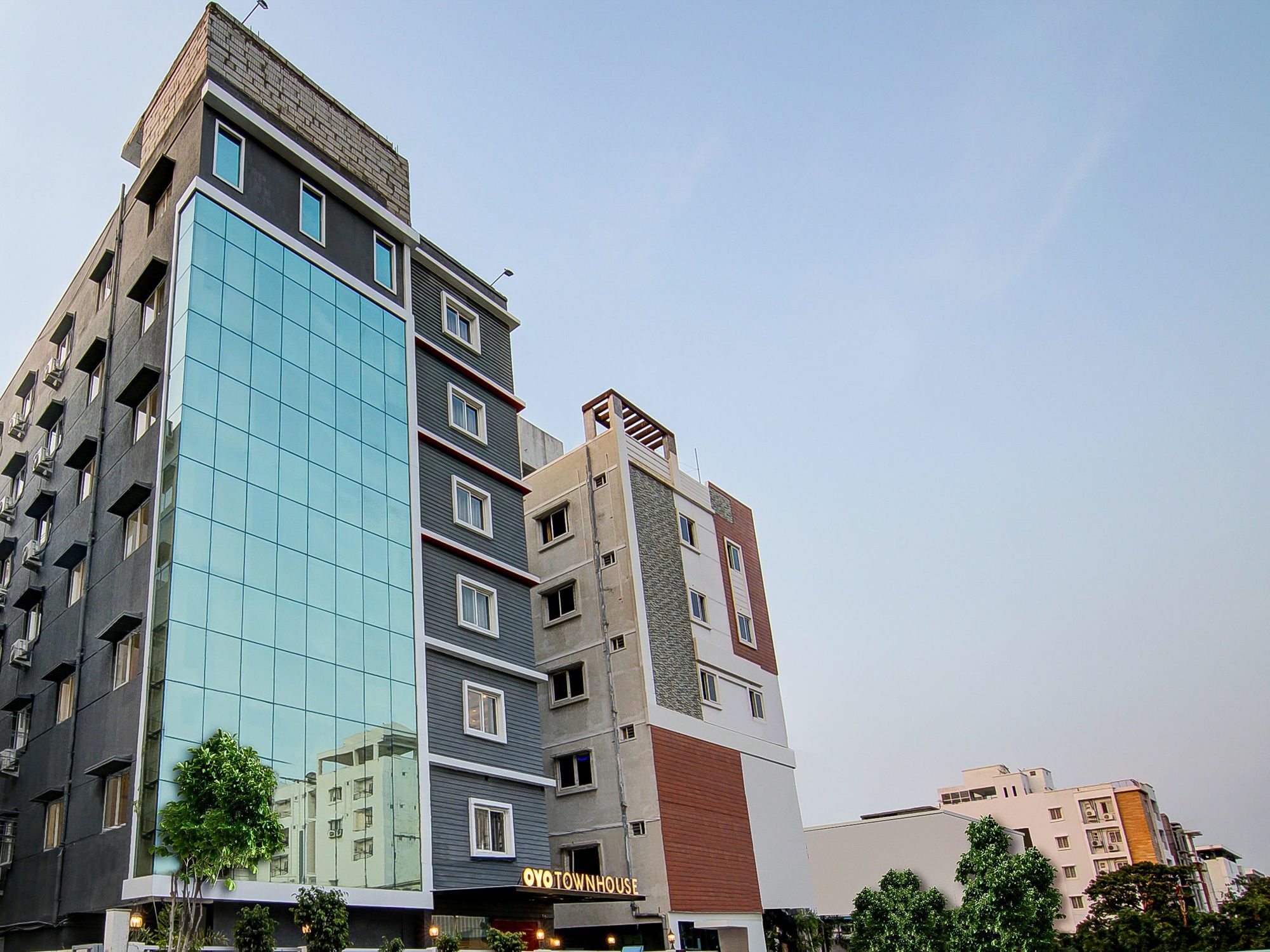 Oyo Townhouse 034 -Halcyon Hitech City Road Hyderabad Exterior foto