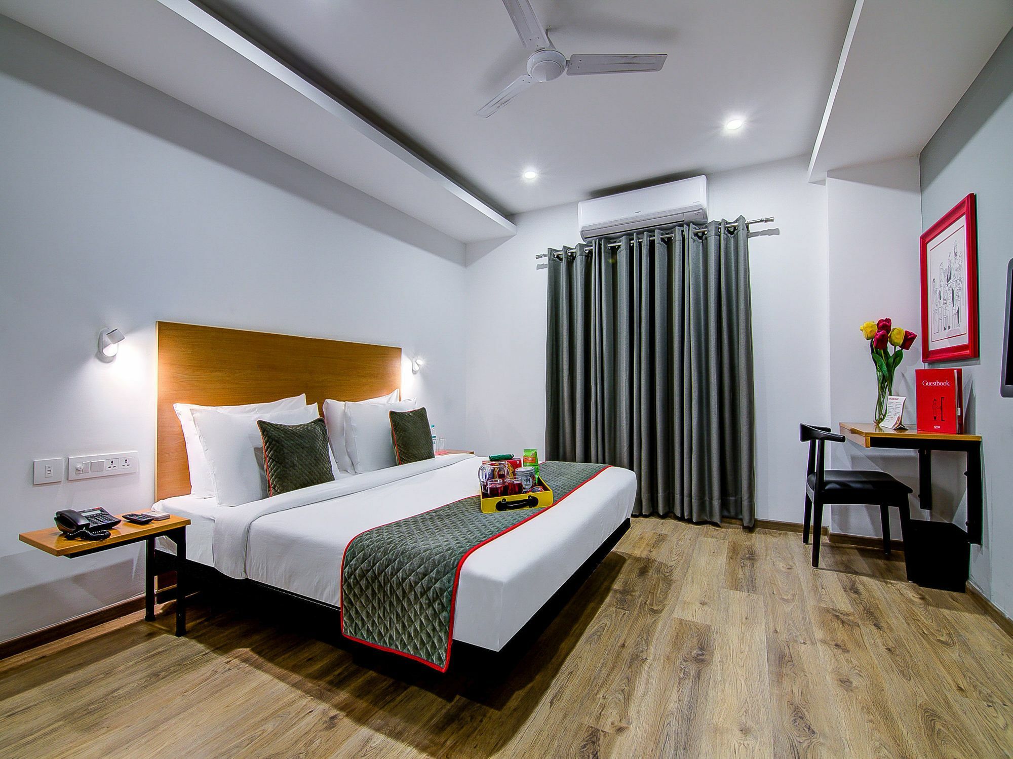 Oyo Townhouse 034 -Halcyon Hitech City Road Hyderabad Exterior foto