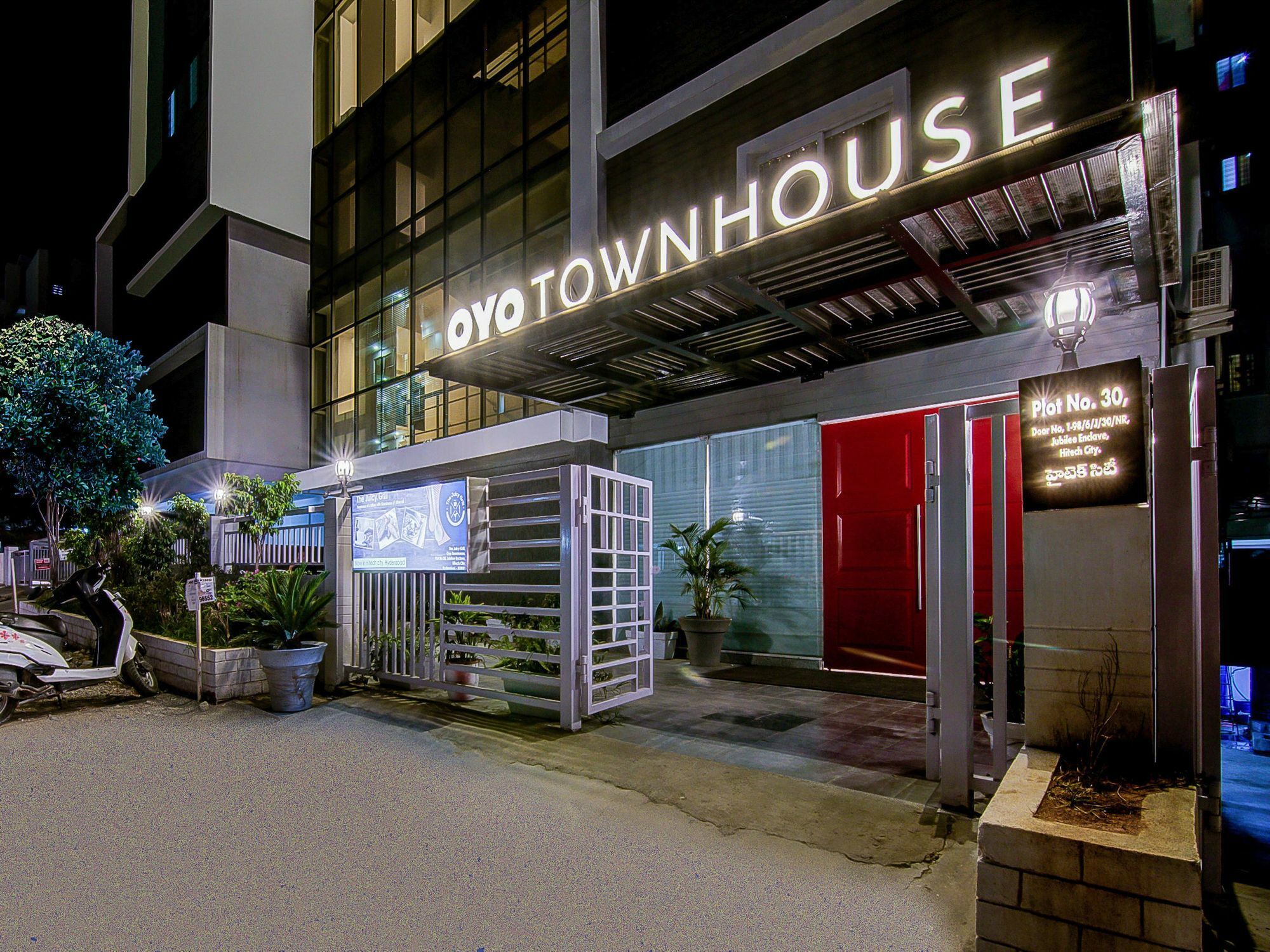 Oyo Townhouse 034 -Halcyon Hitech City Road Hyderabad Exterior foto